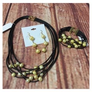 Soft Yellow Pearl Multi-Strand N/B/E Set